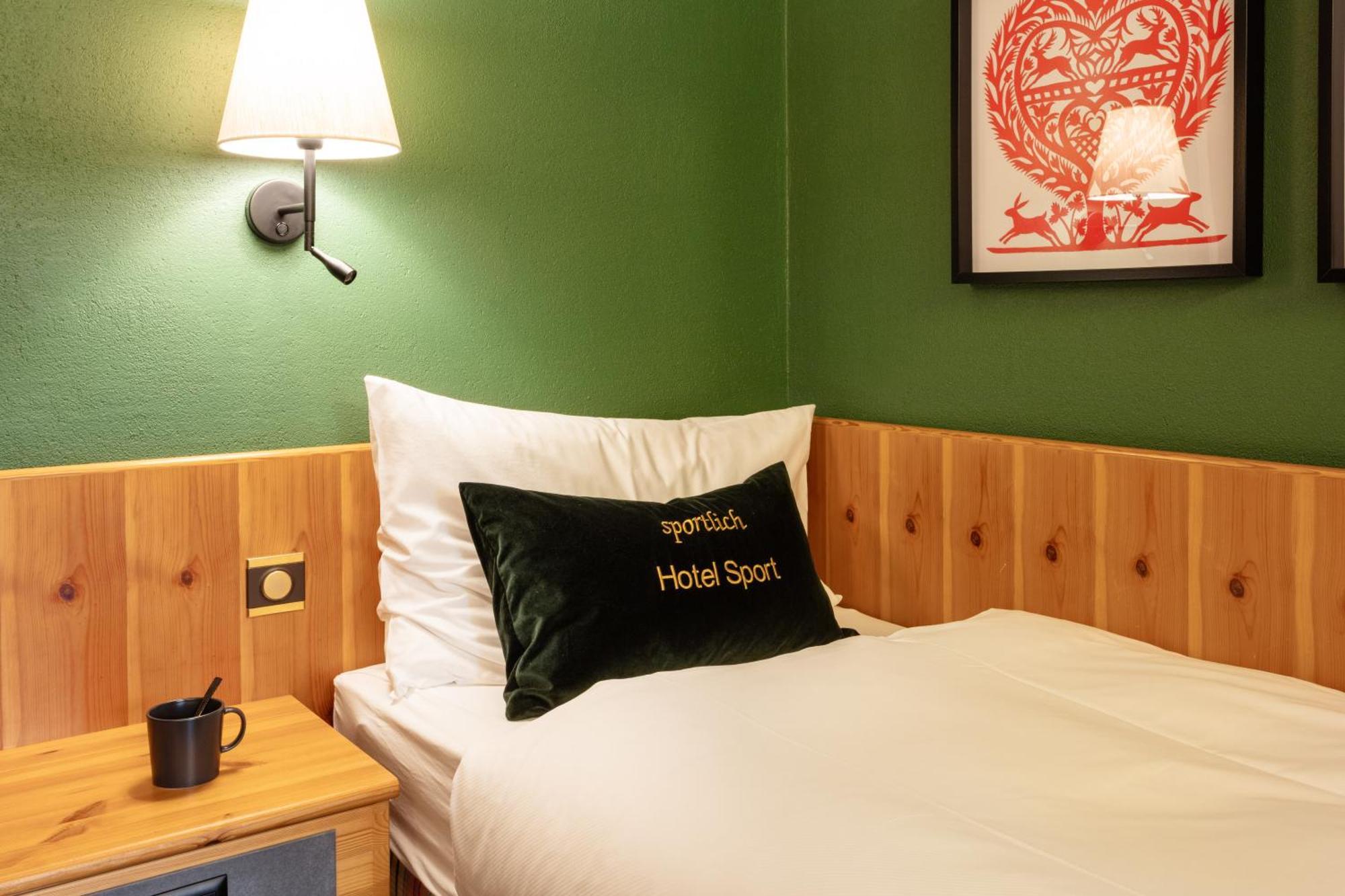Hotel Sport Klosters Rum bild