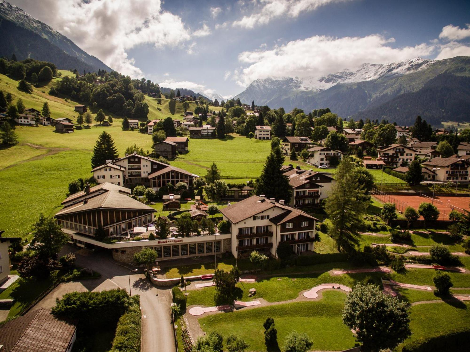 Hotel Sport Klosters Exteriör bild